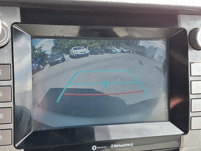 Photo of 2021 Super White Toyota Tundra