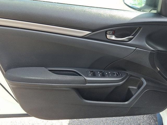 Photo of 2017 White Honda Civic