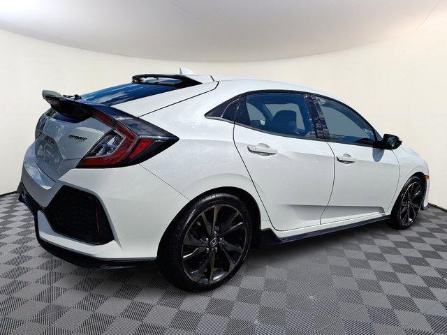 Photo of 2017 White Honda Civic