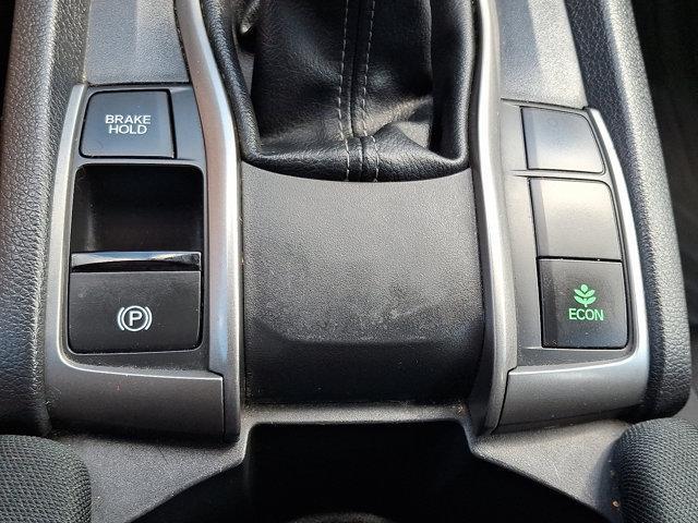 Photo of 2017 White Honda Civic