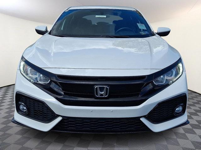 Photo of 2017 White Honda Civic