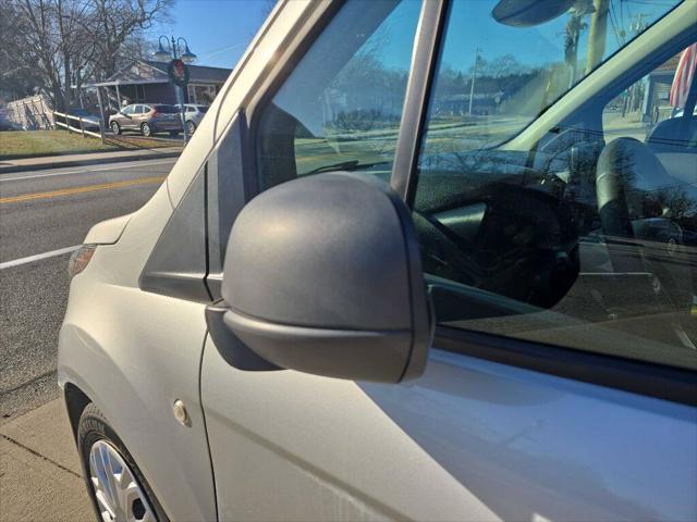 Photo of 2022 Frozen White Ford Transit Connect