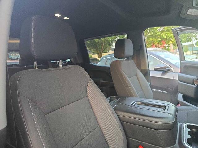 Photo of 2020 MAROON Chevrolet Silverado 1500