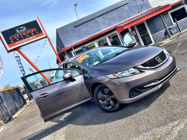 Photo of 2015 Brown Honda Civic