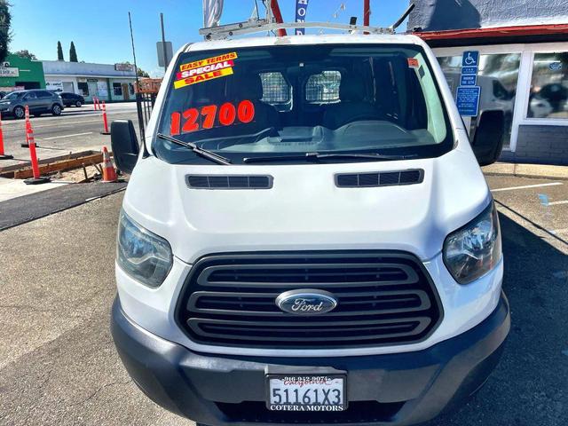 Photo of 2015 White Ford Transit-250