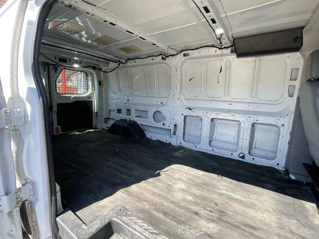 Photo of 2015 White Ford Transit-250