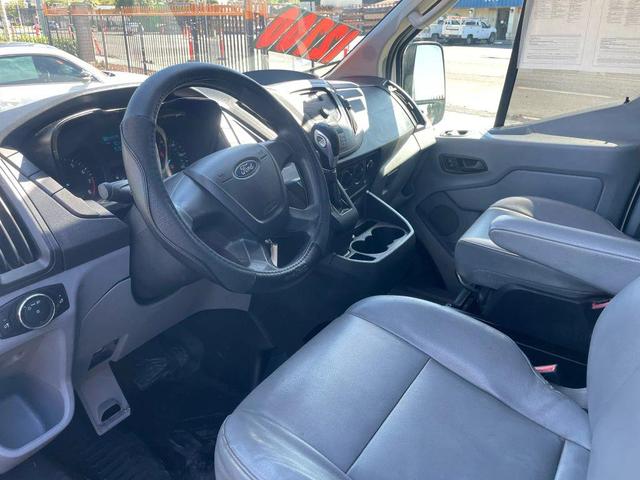 Photo of 2015 White Ford Transit-250