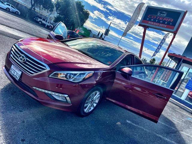 Photo of 2016 Red Hyundai SONATA