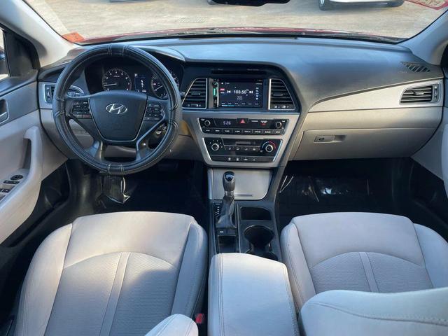 Photo of 2016 Red Hyundai SONATA