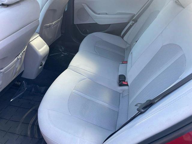Photo of 2016 Red Hyundai SONATA