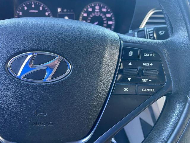 Photo of 2016 Red Hyundai SONATA