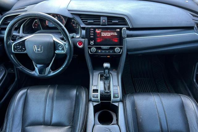 Photo of 2020 Platinum White Pearl Honda Civic