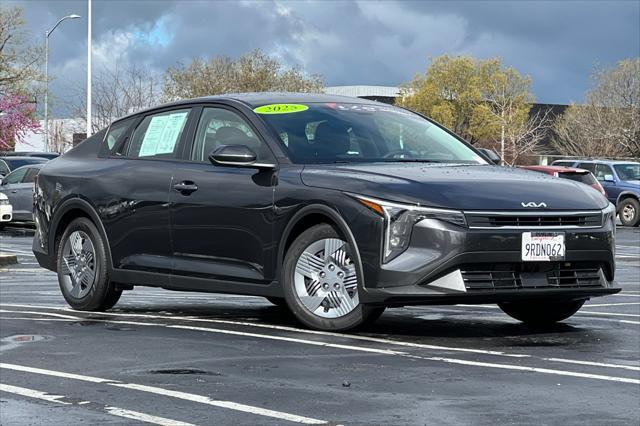 2025 Kia K4