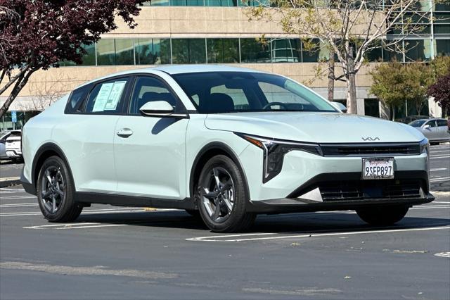 2025 Kia K4