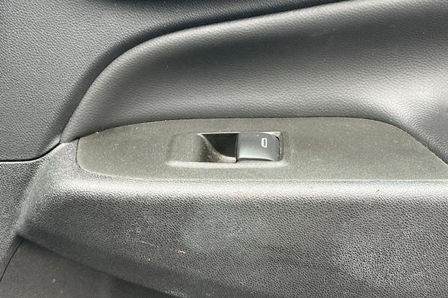 Photo of 2023 Sterling Gray Metallic Chevrolet Equinox