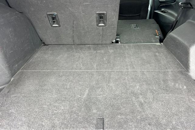 Photo of 2023 Sterling Gray Metallic Chevrolet Equinox