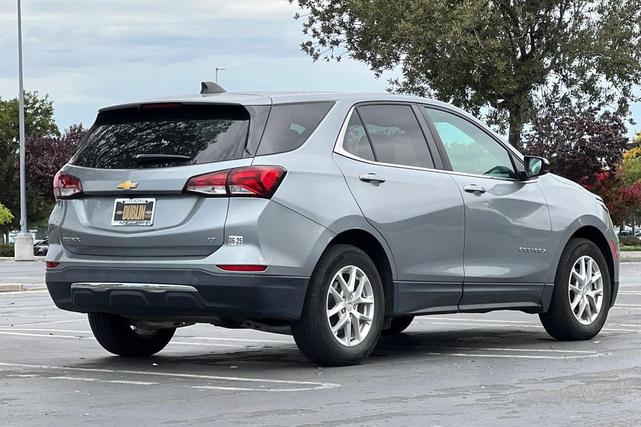 Photo of 2023 Sterling Gray Metallic Chevrolet Equinox