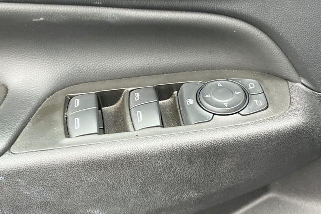 Photo of 2023 Sterling Gray Metallic Chevrolet Equinox
