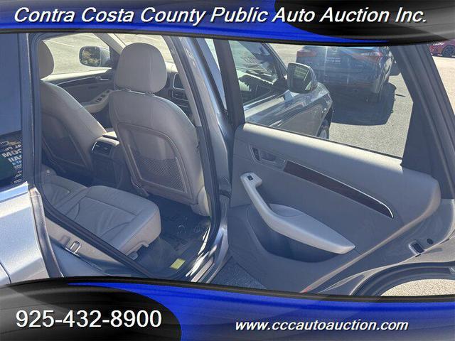 Photo of 2011 Meteor Gray Pearl Effect Audi Q5