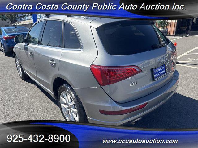 Photo of 2011 Meteor Gray Pearl Effect Audi Q5