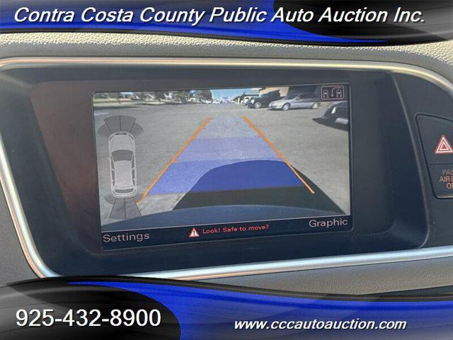 Photo of 2011 Meteor Gray Pearl Effect Audi Q5