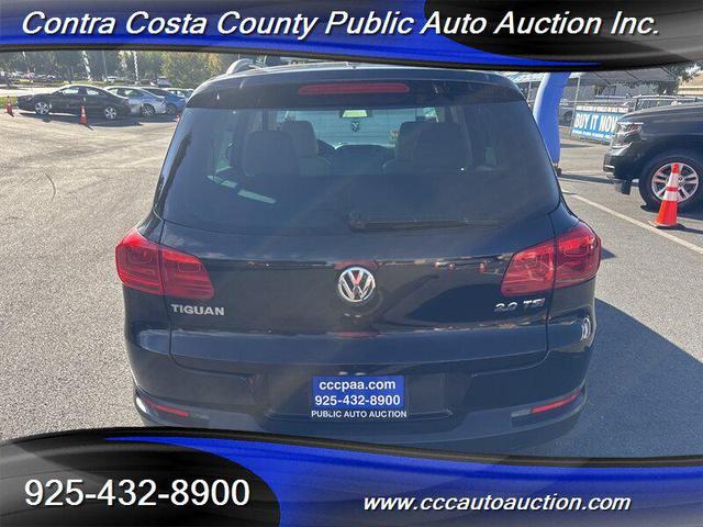 Photo of 2017 Deep Black Pearl Volkswagen Tiguan