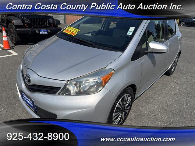 Photo of 2012 Classic Silver Metallic Toyota Yaris