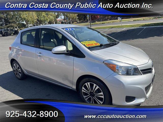 Photo of 2012 Classic Silver Metallic Toyota Yaris