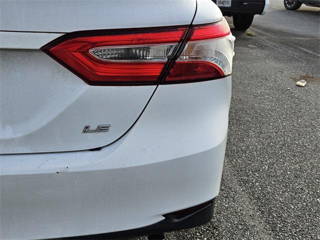 Photo of 2020 Super White Toyota Camry