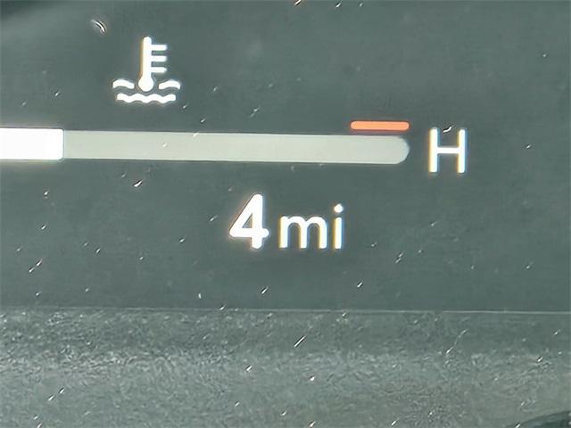 Photo of 2025 Wind Chill Pearl Toyota Sienna