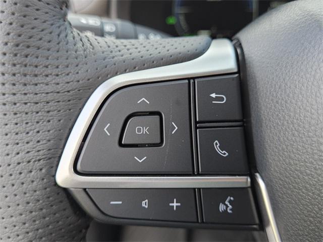 Photo of 2025 Wind Chill Pearl Toyota Sienna