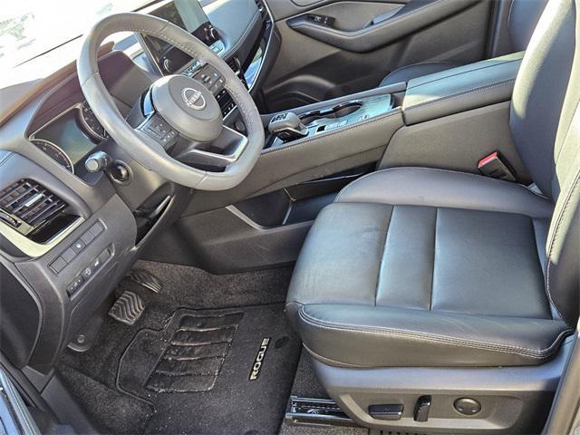 Photo of 2023 Gun Metallic Nissan Rogue