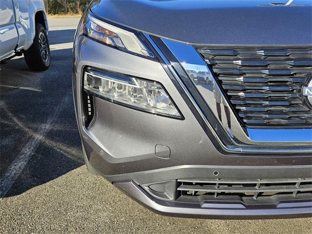 Photo of 2023 Gun Metallic Nissan Rogue