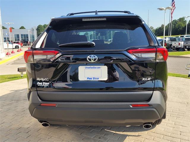 Photo of 2025 Midnight Black Metallic Toyota RAV4
