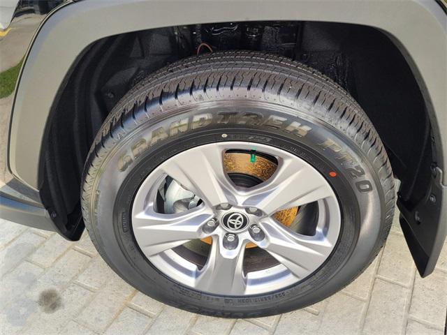 Photo of 2025 Midnight Black Metallic Toyota RAV4