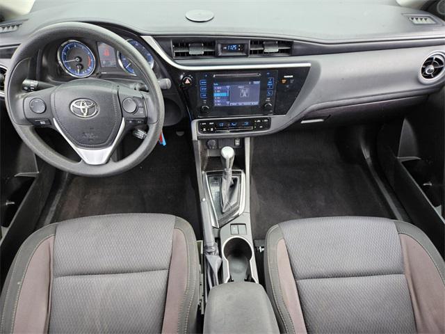Photo of 2017 Blizzard Pearl Toyota Corolla