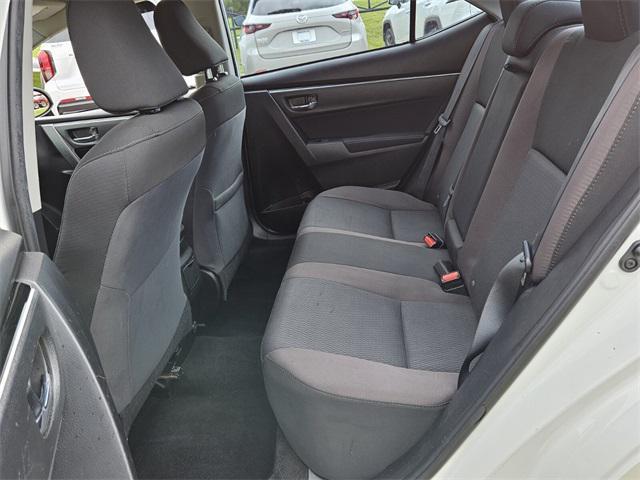 Photo of 2017 Blizzard Pearl Toyota Corolla
