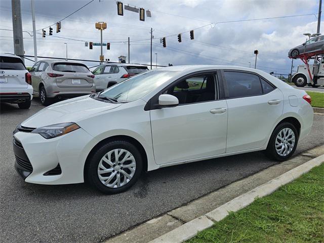 Photo of 2017 Blizzard Pearl Toyota Corolla