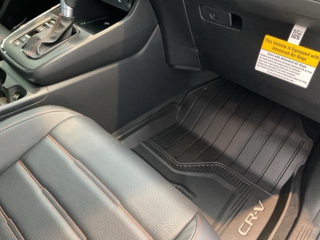 Photo of 2026 Solar Silver Metallic Honda CR-V Hybrid