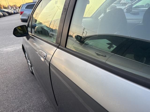 Photo of 2008 Storm Silver Metallic Honda Fit