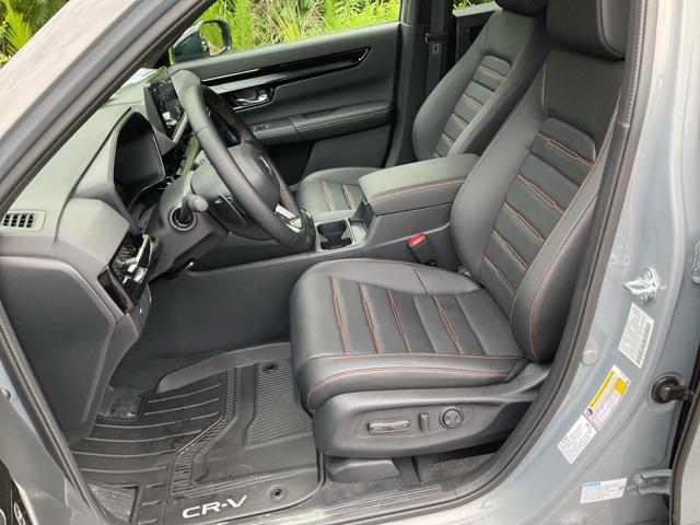 Photo of 2026 Urban Gray Pearl Honda CR-V Hybrid