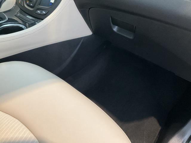 Photo of 2018 Bronze Alloy Metallic Buick Envision