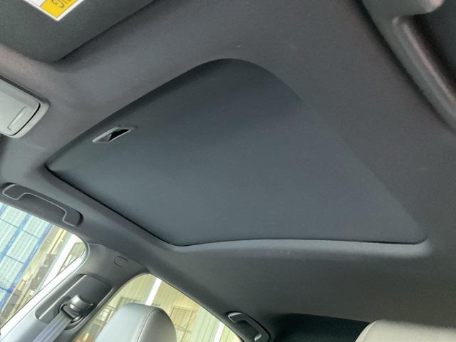 Photo of 2025 Platinum White Honda Civic Hybrid