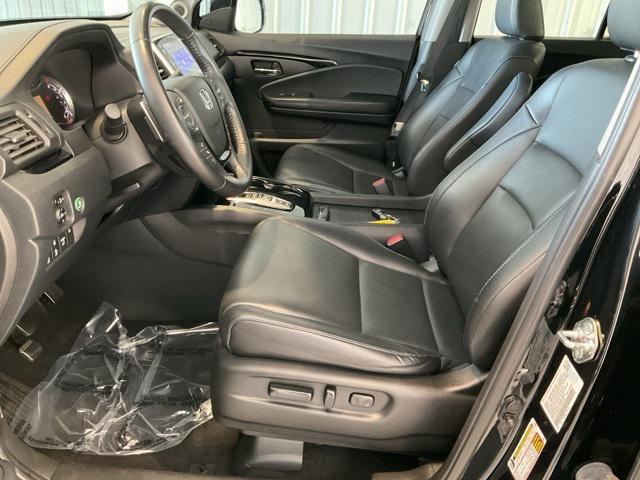 Photo of 2020 Crystal Black Pearl Honda Ridgeline