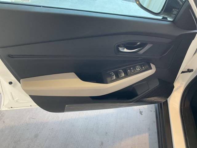 Photo of 2025 Platinum White Pearl Honda Accord