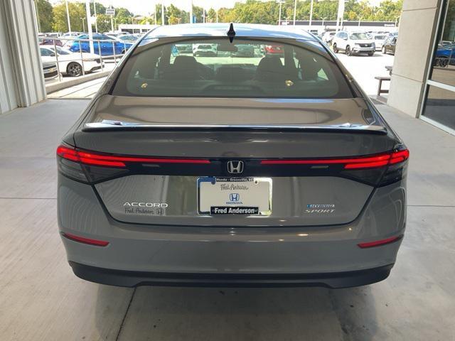 Photo of 2025 Urban Gray Pearl Honda Accord Hybrid
