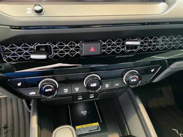 Photo of 2025 Urban Gray Pearl Honda Accord Hybrid