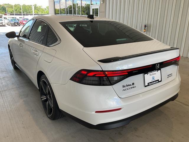 Photo of 2024 Platinum White Pearl Honda Accord Hybrid