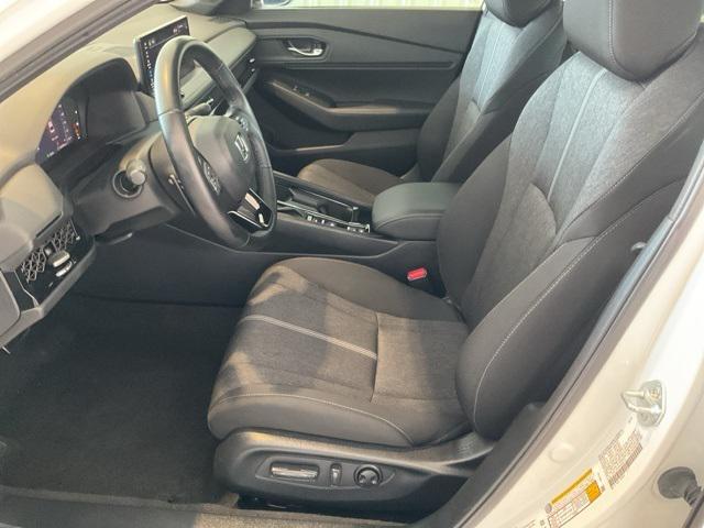 Photo of 2024 Platinum White Pearl Honda Accord Hybrid