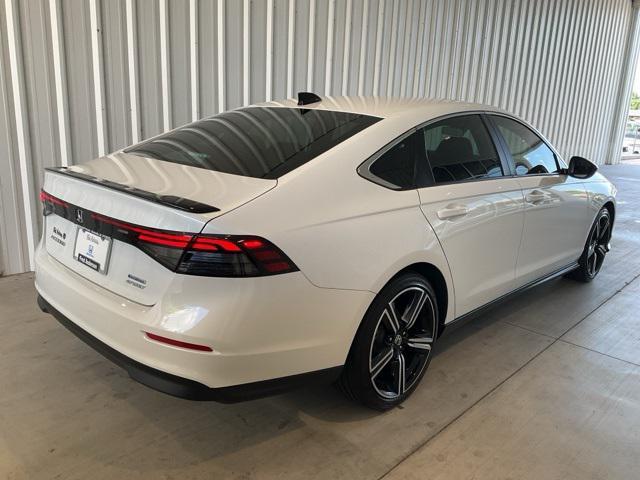 Photo of 2024 Platinum White Pearl Honda Accord Hybrid